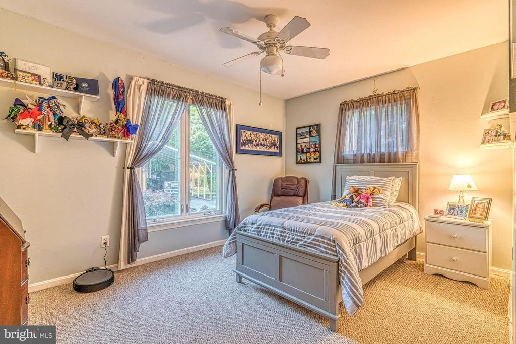 Photo of 16185 BRADBURN LANE