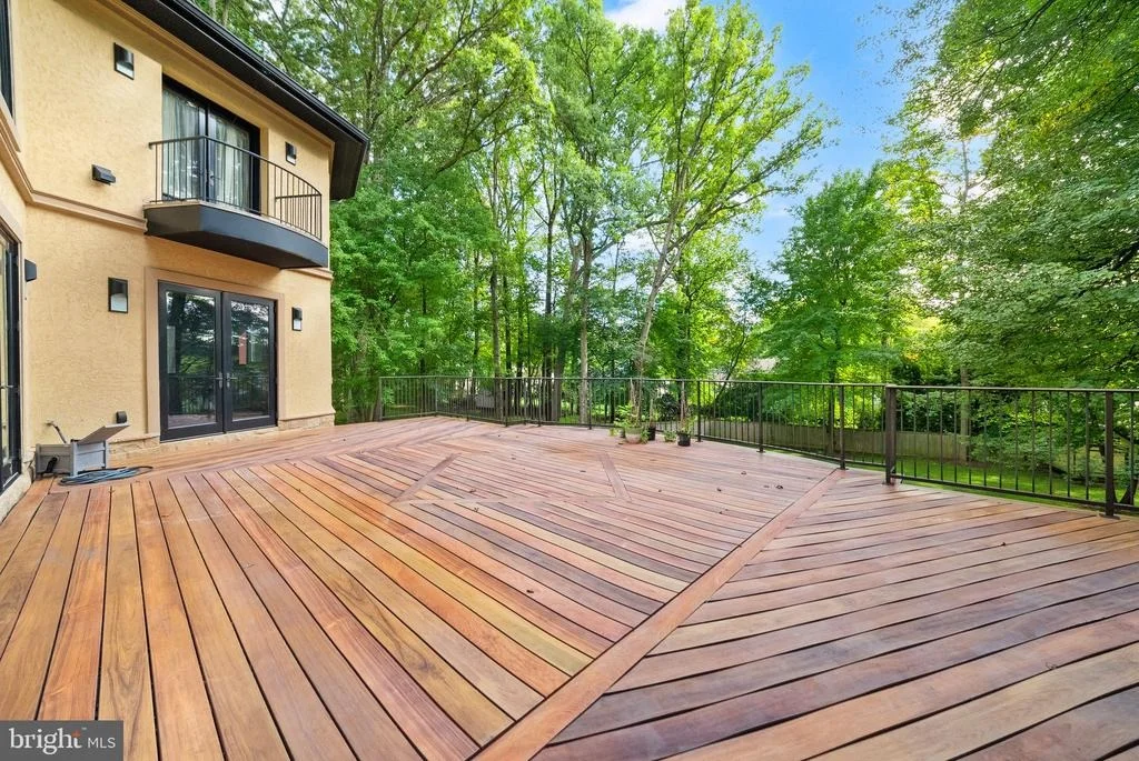 Photo of 8419 OVERLOOK STREET