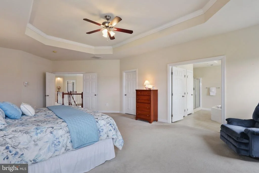 Photo of 10138 ROULETTE DRIVE