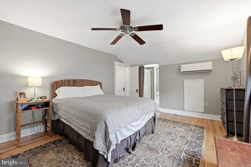 Photo of 512 ELM STREET
