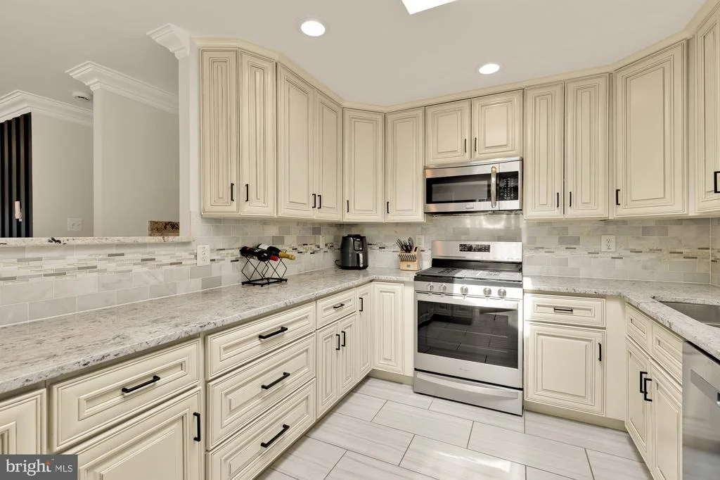 Photo of 5010 KING RICHARD DRIVE