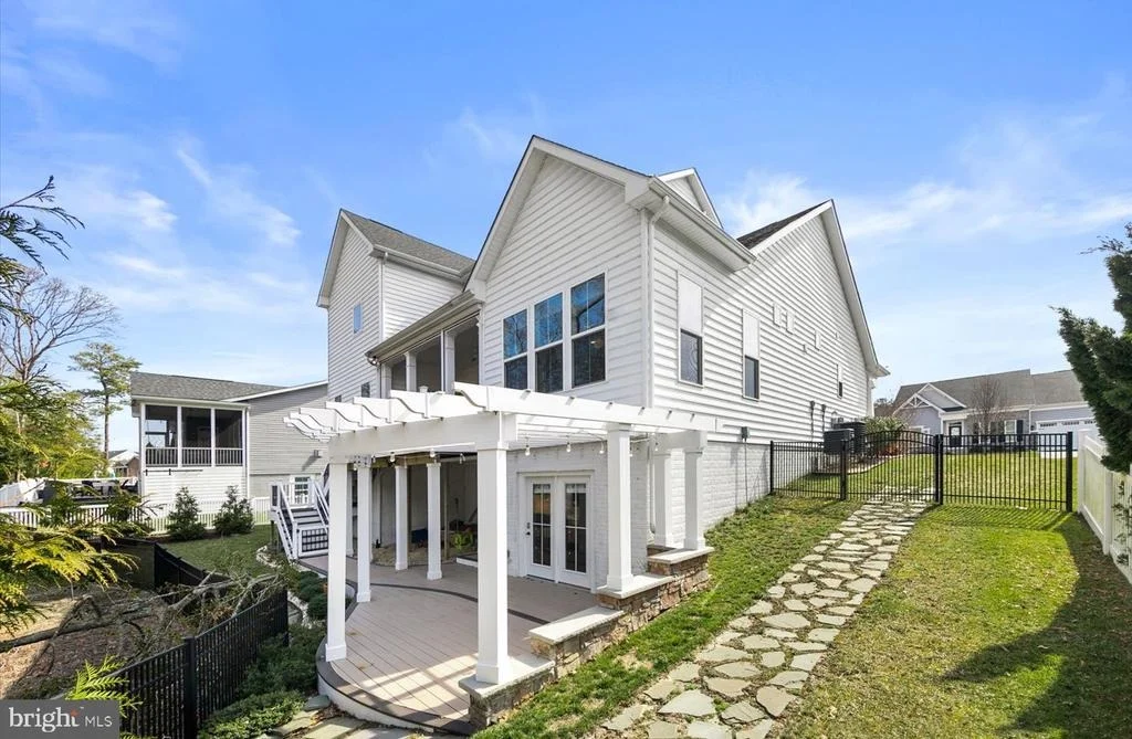 Photo of 41243 GLOUCESTER DRIVE