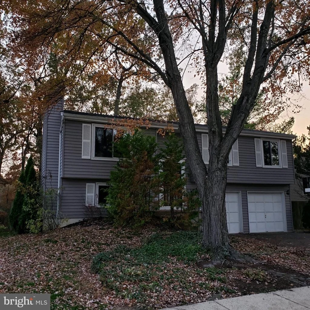 Photo of 8299 WOLD DEN COURT