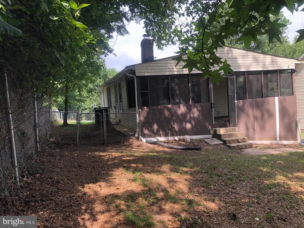 Photo of 516 MENTOR AVENUE
