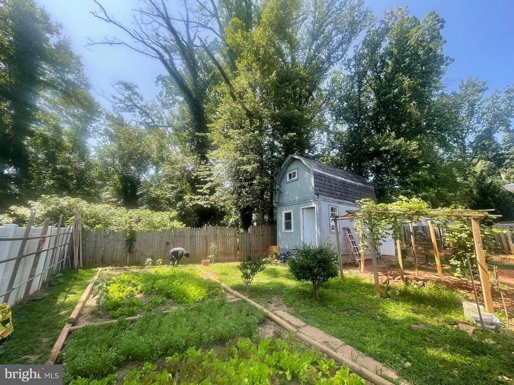 Photo of 7225 PINE DRIVE