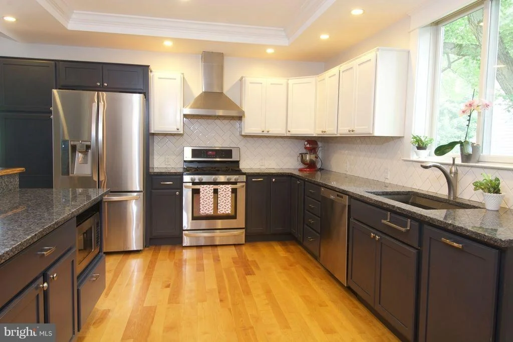 Photo of 718 HOLLEN ROAD