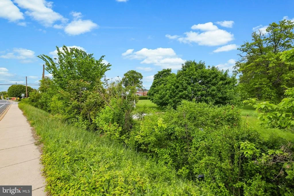 Photo of 2005 EASTERN BOULEVARD