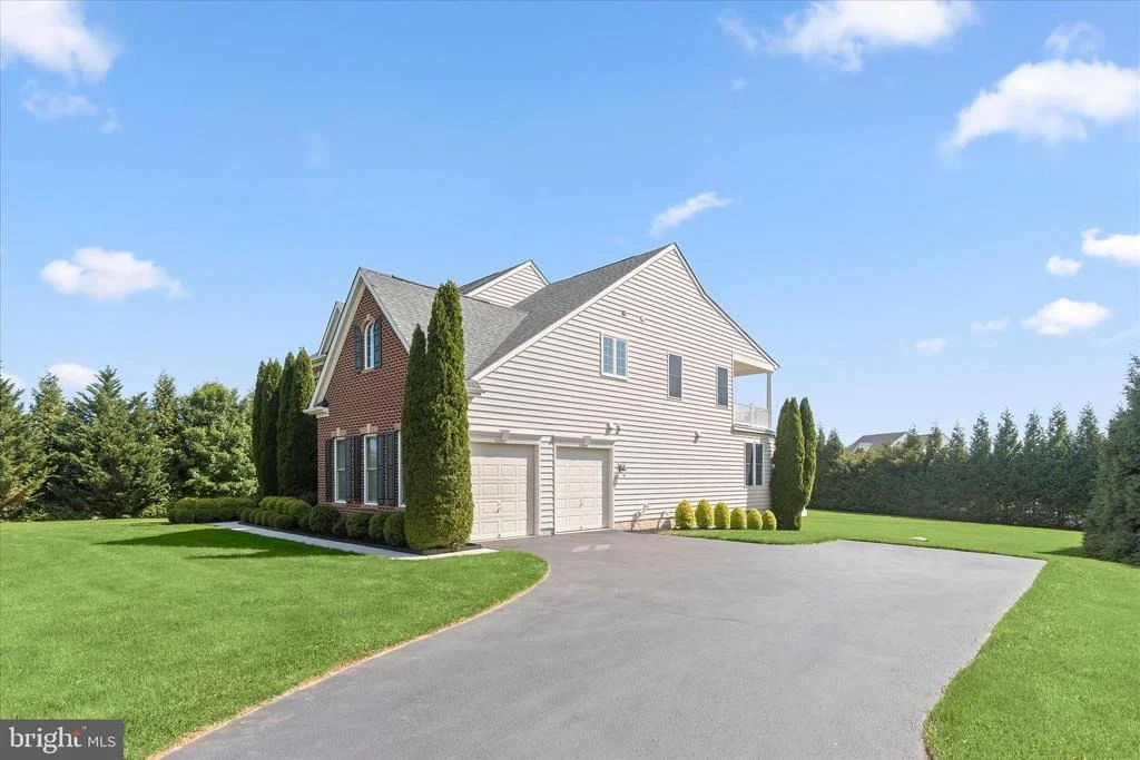 Photo of 14935 MICHELE DRIVE