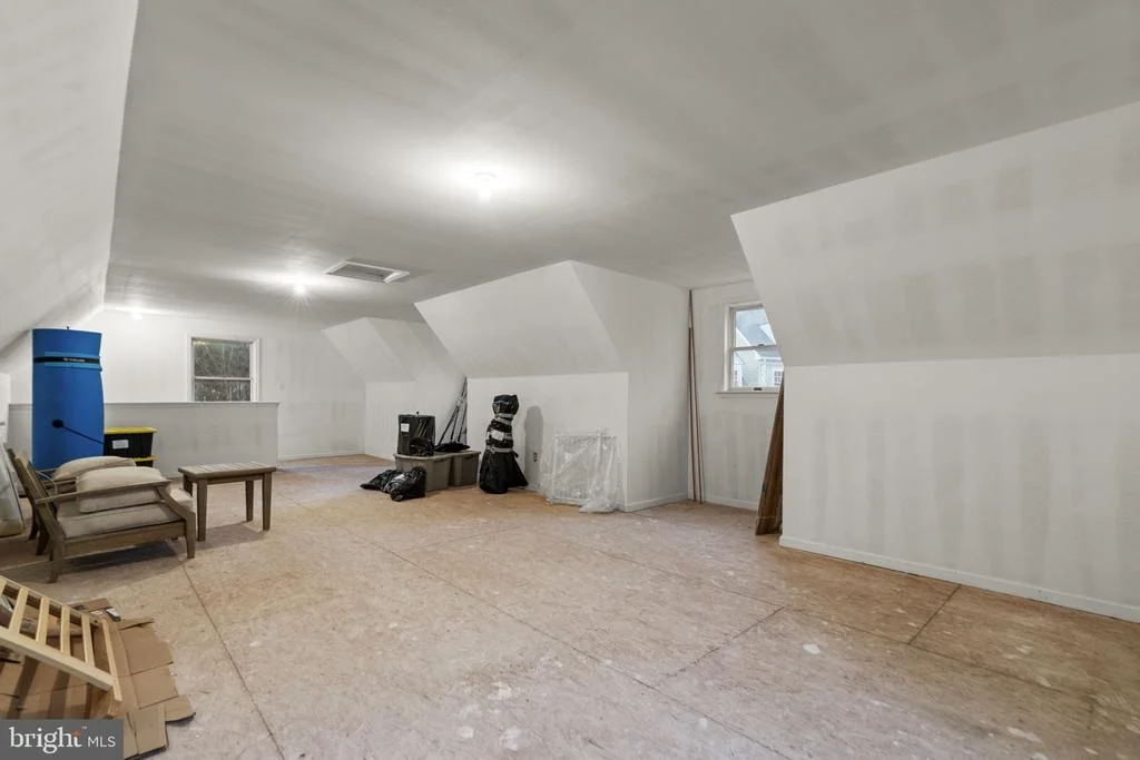 Photo of 370 EAGLE HILL ROAD