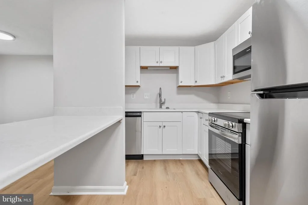 Photo of Unit BC at 2149 WAINWRIGHT COURT