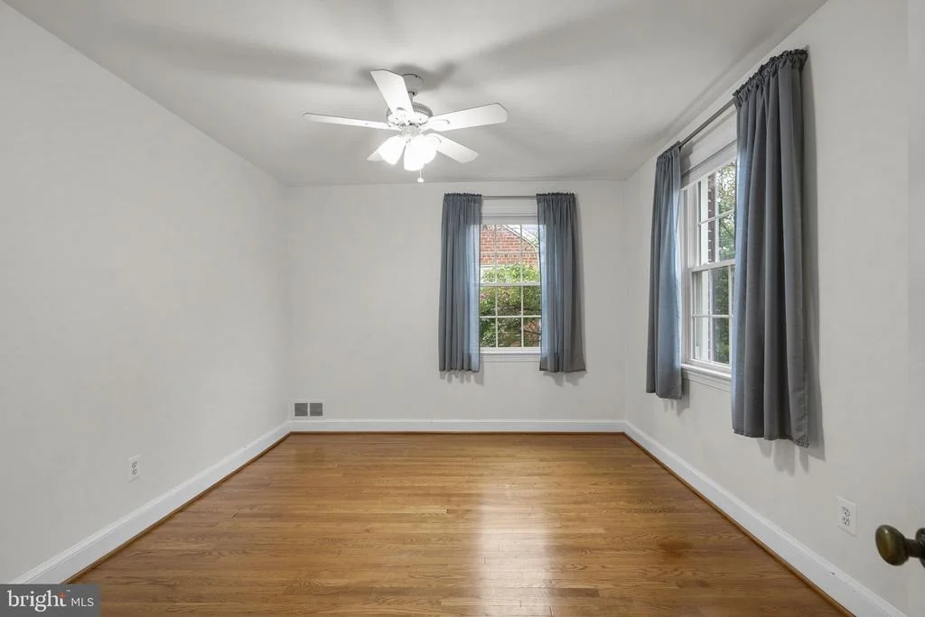 Photo of 9407 SEMINOLE STREET