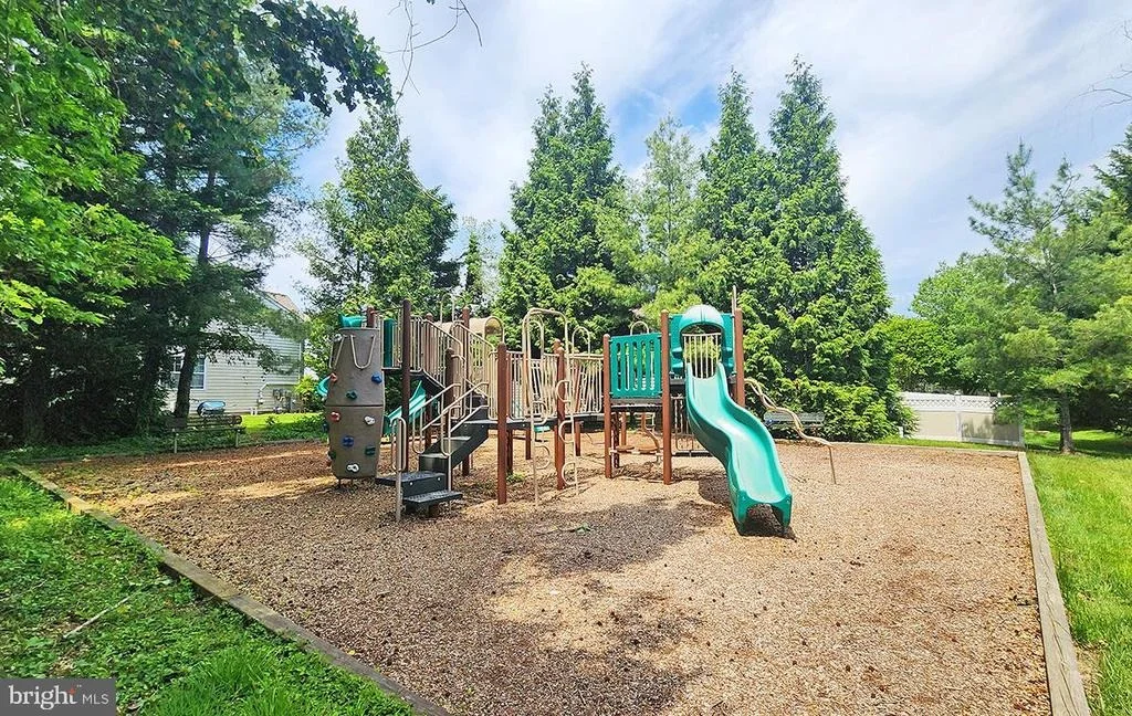 Photo of 1651 TRAWLER LANE
