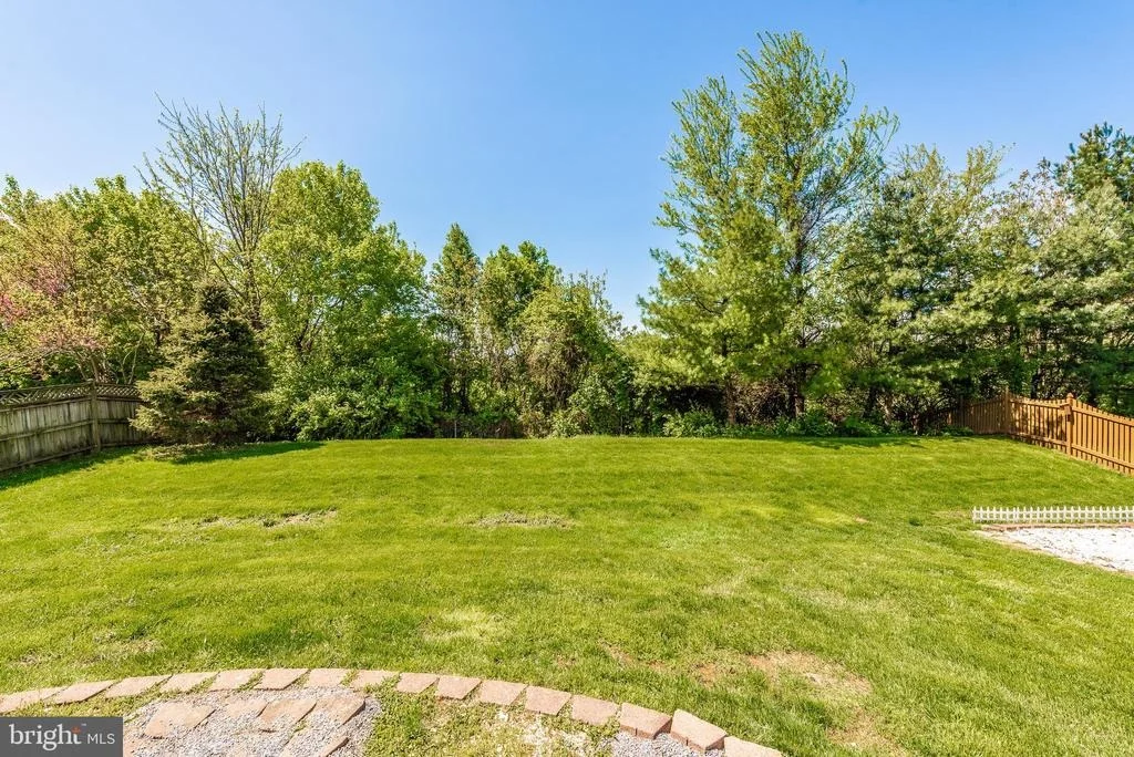 Photo of 638 BUSHYTAIL DRIVE