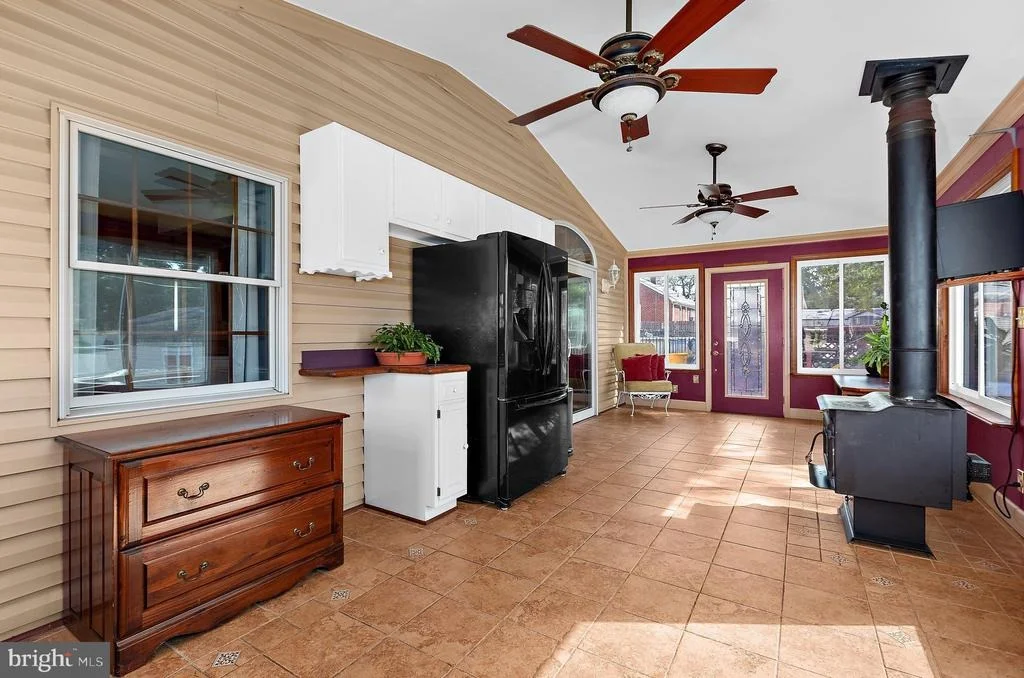 Photo of 545 FOREST VIEW ROAD