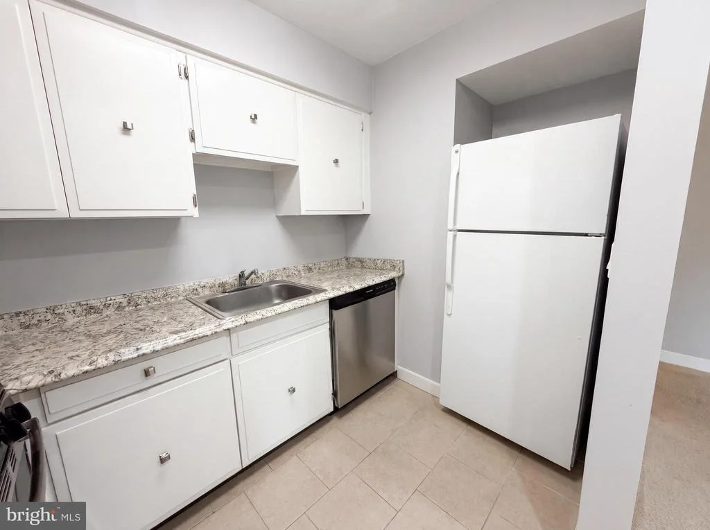 Photo of Unit 302 at 9907 BLUNDON DRIVE