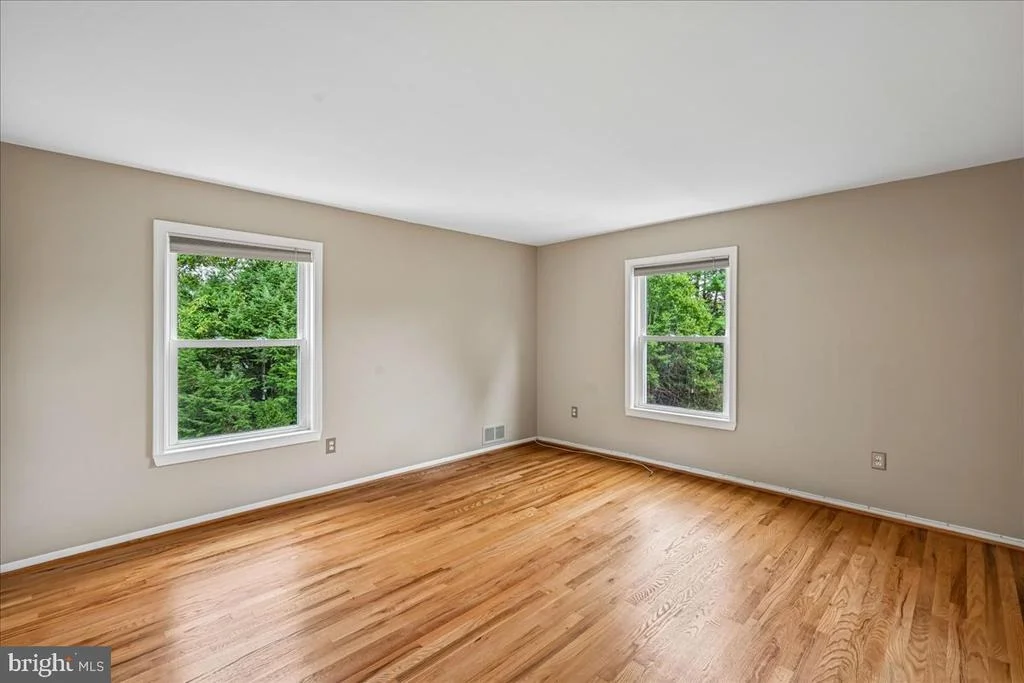 Photo of 8807 BELLS MILL ROAD