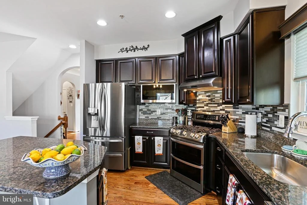 Photo of 2115 BATTERY LANE