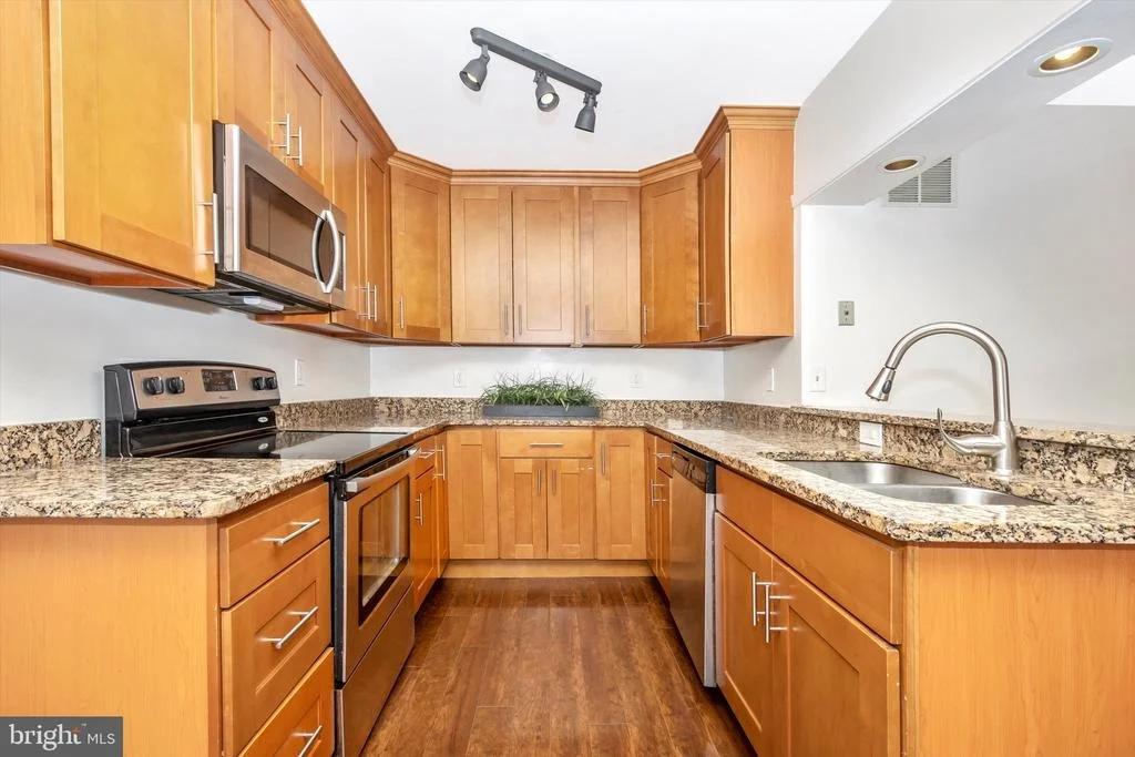 Photo of 1304 WINDHAM LANE
