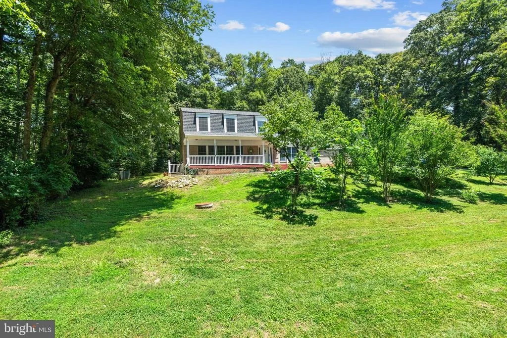 Photo of 10418 ADEL ROAD