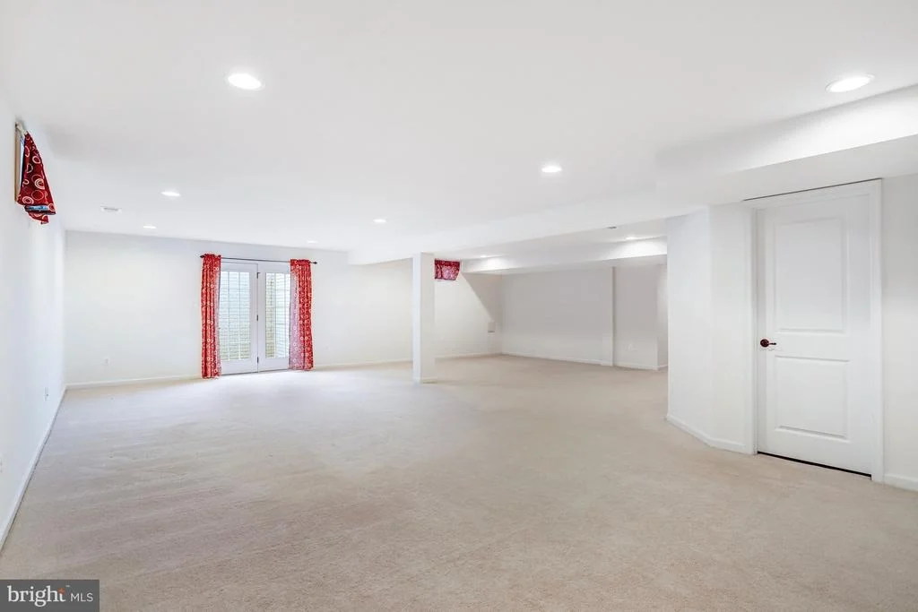 Photo of 26798 BARNSLEY PLACE