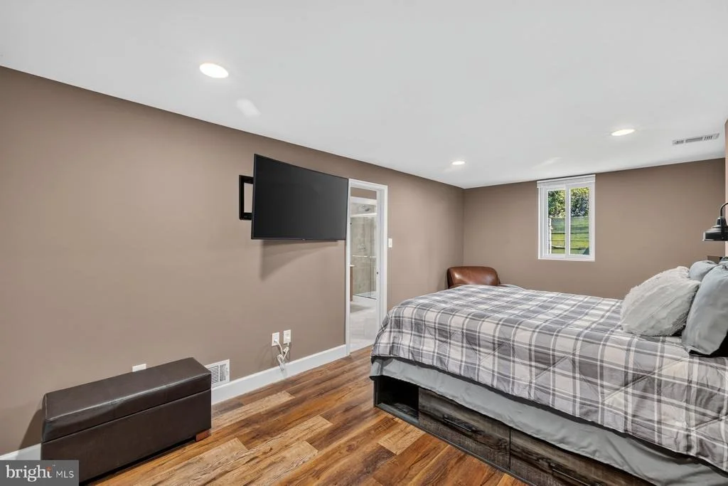 Photo of 8744 ARLEY DRIVE