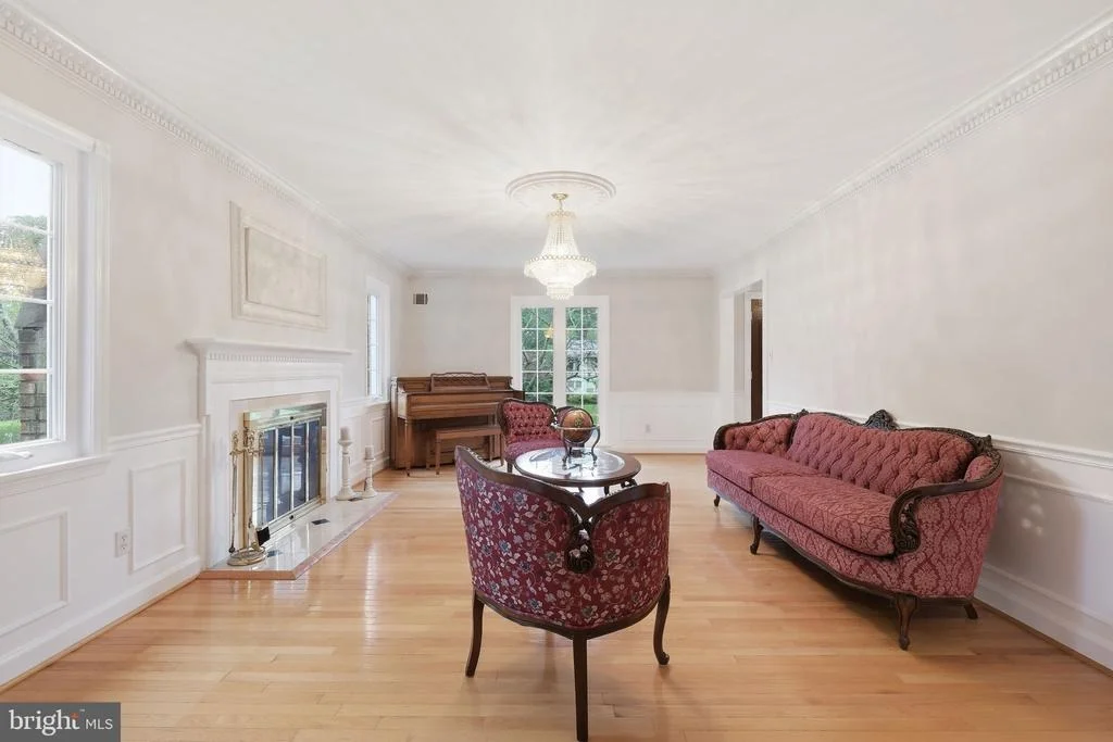 Photo of 3800 QUEEN MARY DRIVE