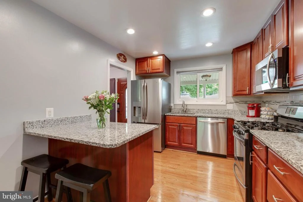 Photo of 9809 HEDIN DRIVE