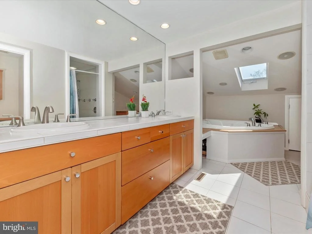 Photo of 11709 FLINTS GROVE
