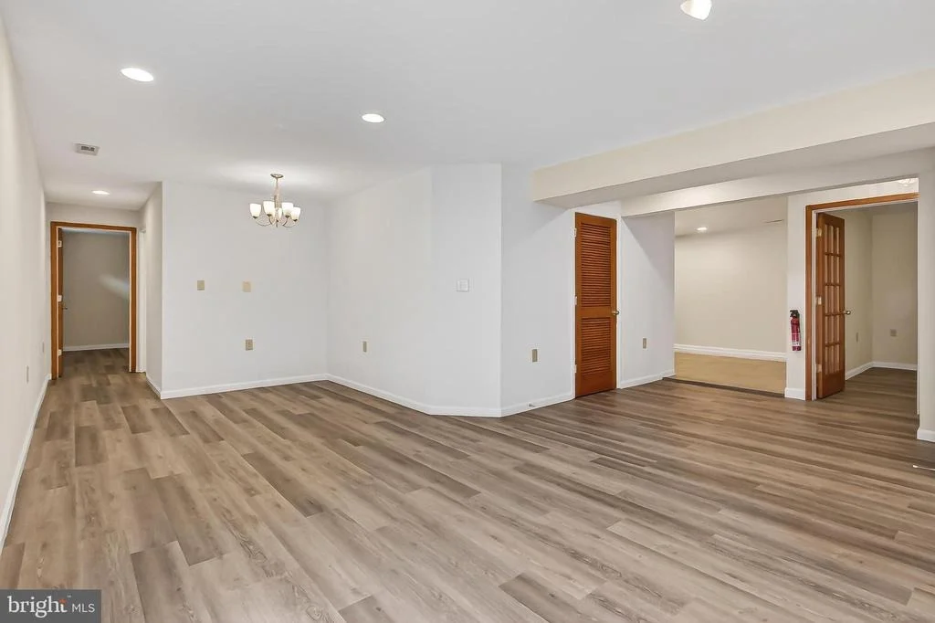 Photo of 25825 SPRING FARM CIRCLE