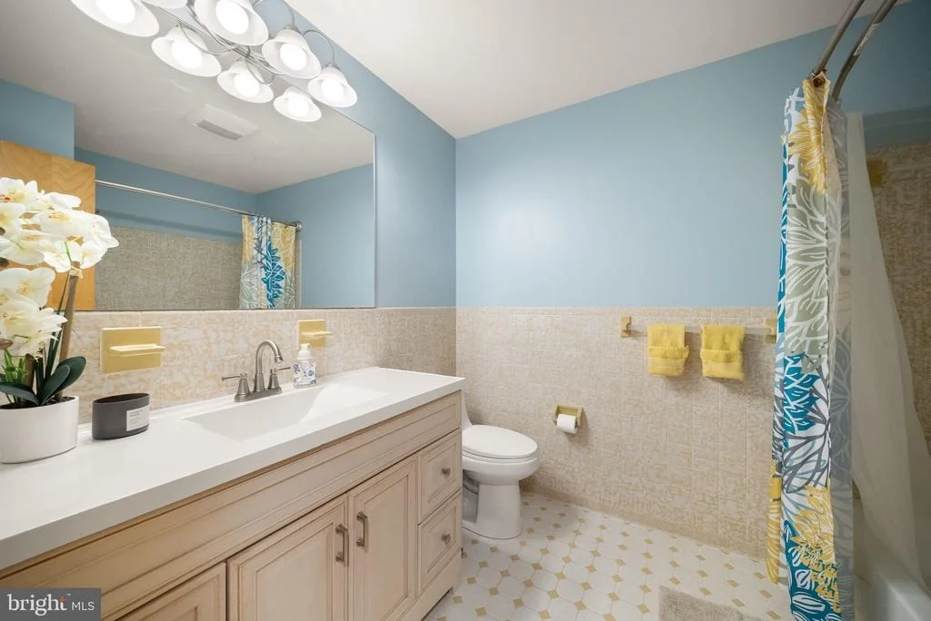 Photo of 4580 AKERS LANE