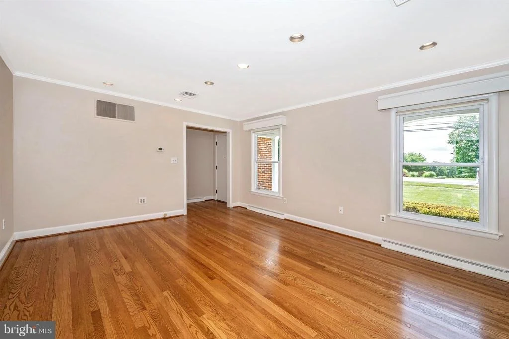 Photo of 25805 RIDGE ROAD