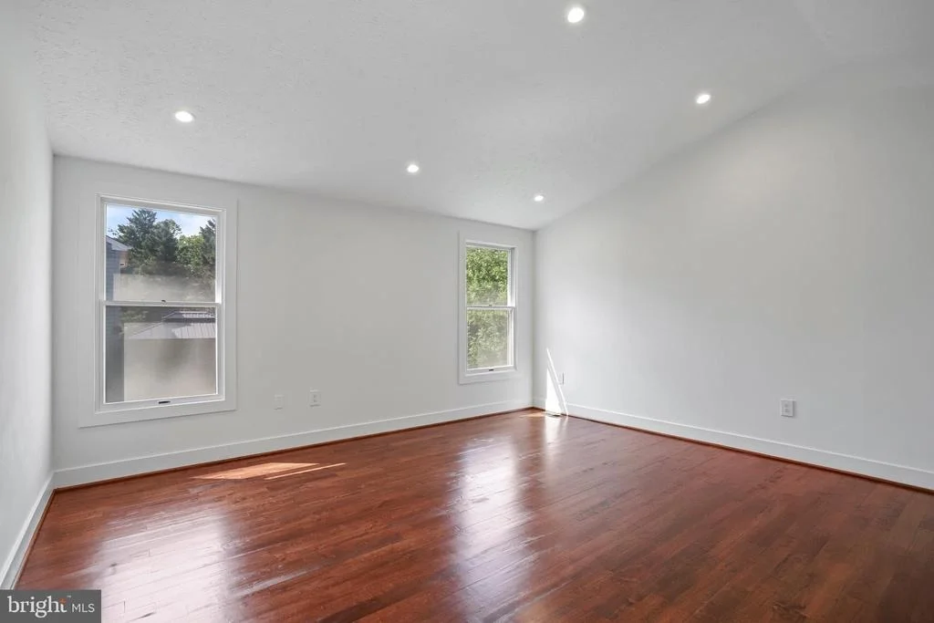 Photo of 3006 MEMORY LANE