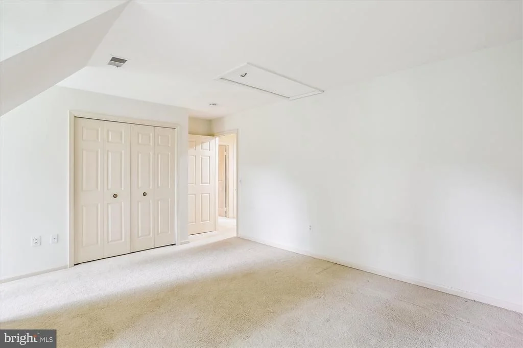 Photo of 22217 CREEKVIEW DRIVE