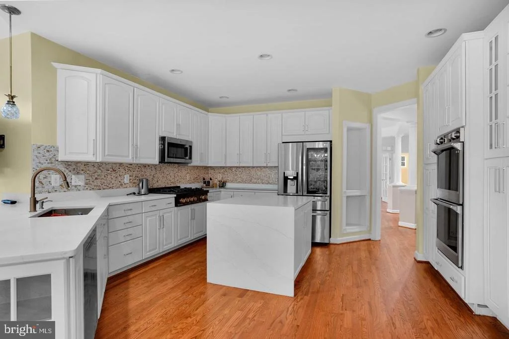 Photo of 2299 MOUNTAIN ROAD