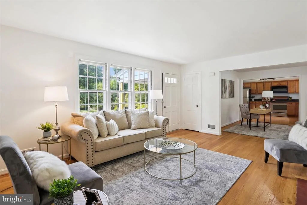 Photo of 17 PIPING ROCK DRIVE