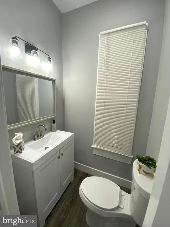 Photo of 1358 VALLEY PLACE SE