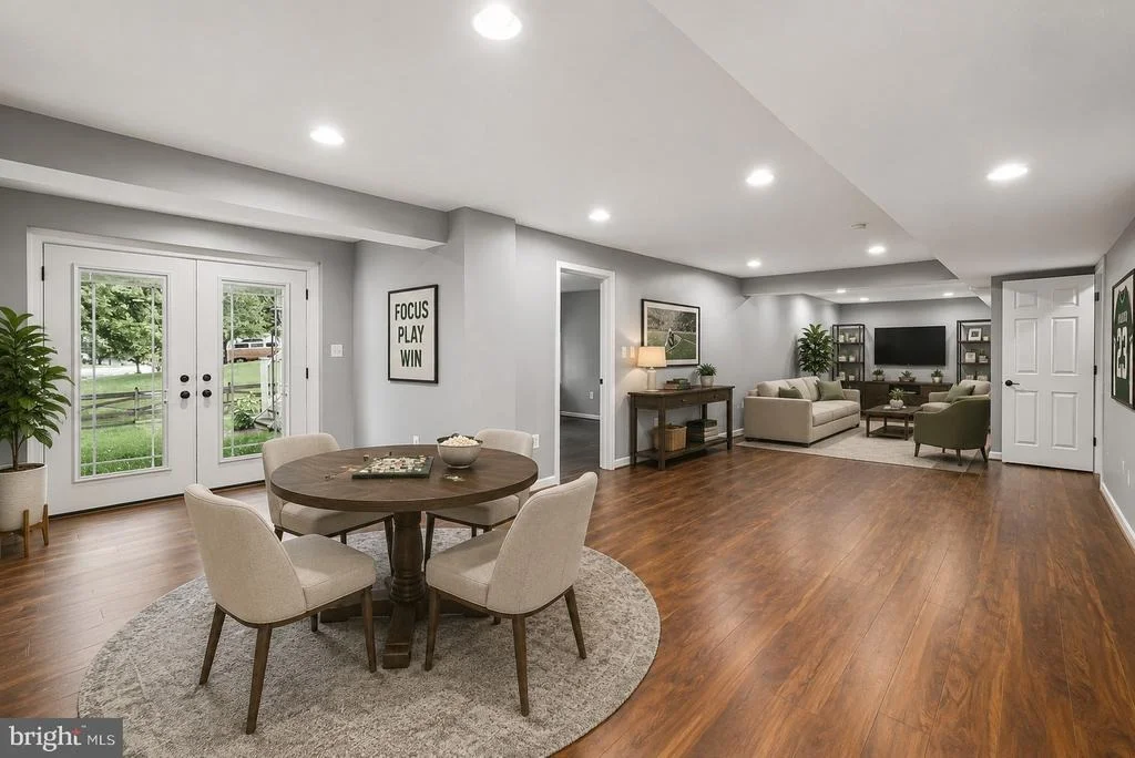 Photo of 320 N CONSTITUTION WAY