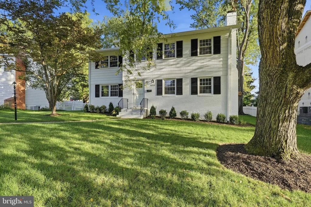 Photo of 8215 BUCKNELL DRIVE