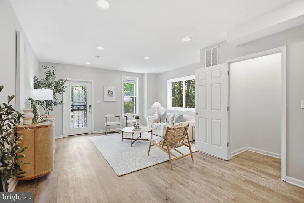 Photo of 2210 BRYAN PLACE SE