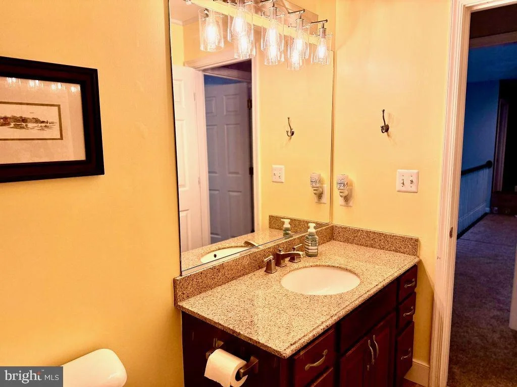 Photo of 13611 PERIMETER DRIVE