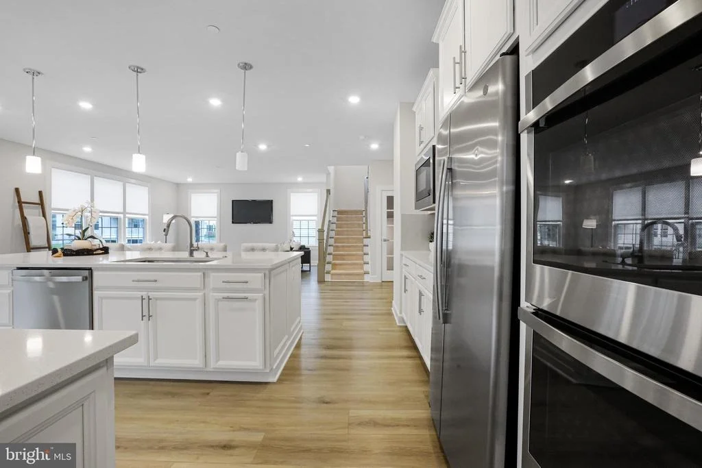Photo of 7949 LAWNDALE CIRCLE