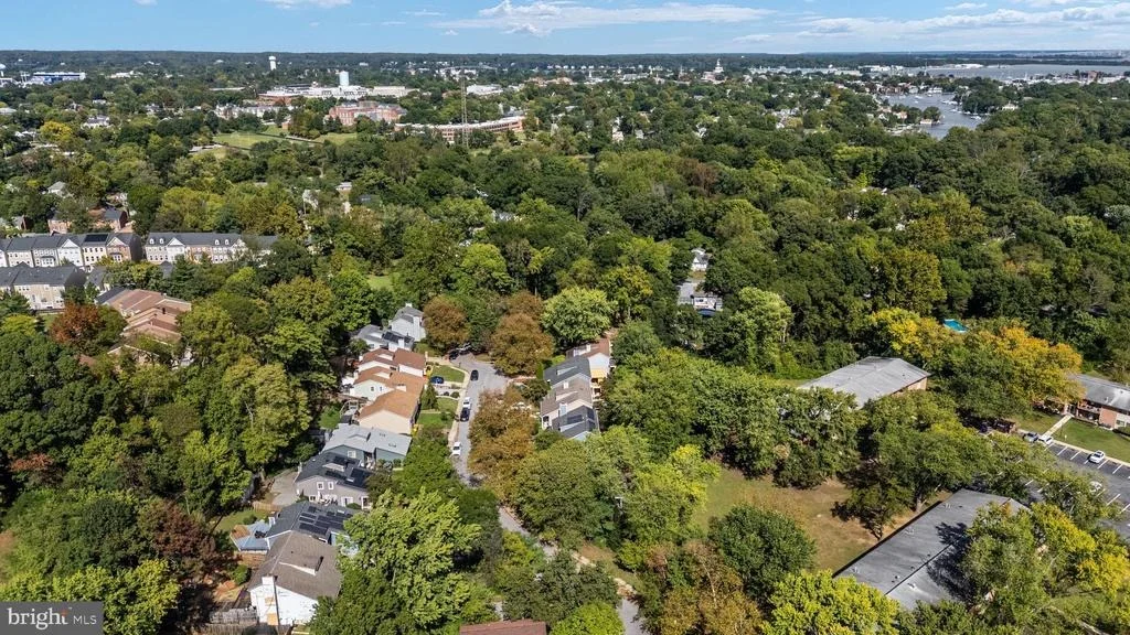 Photo of 237 CHATHAM LANE