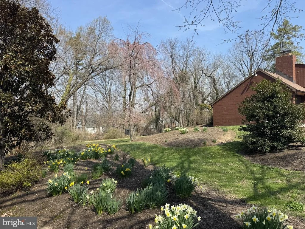 Photo of 1213 TRAPPE LANE
