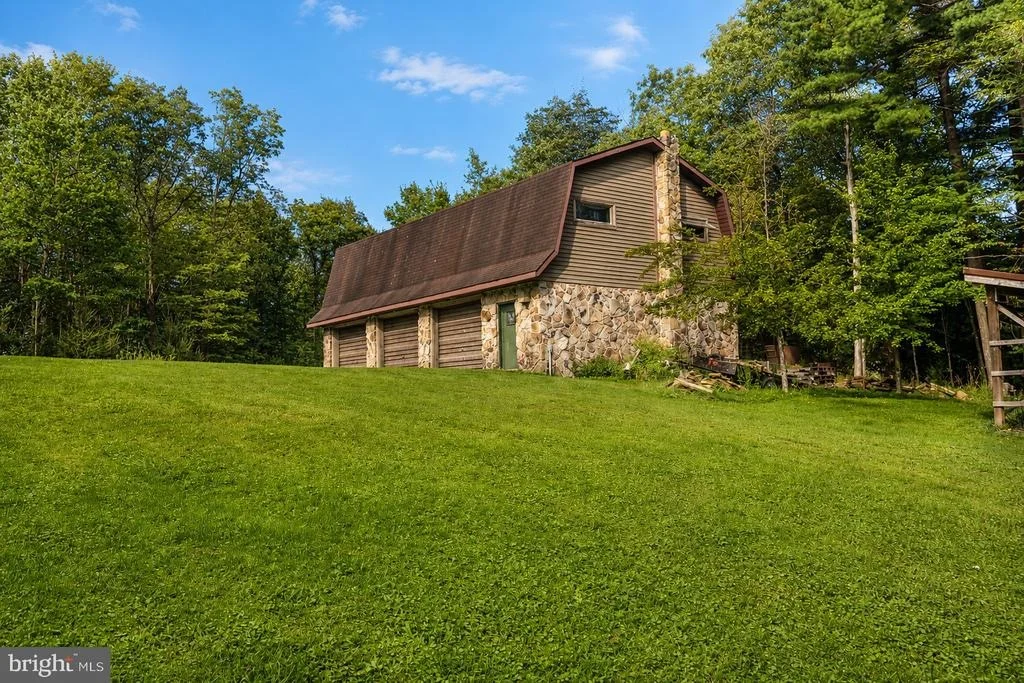 Photo of 5847 BITTINGER ROAD