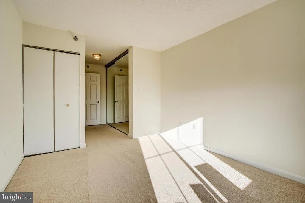 Photo of Unit 403 at 14809 PENNFIELD CIRCLE