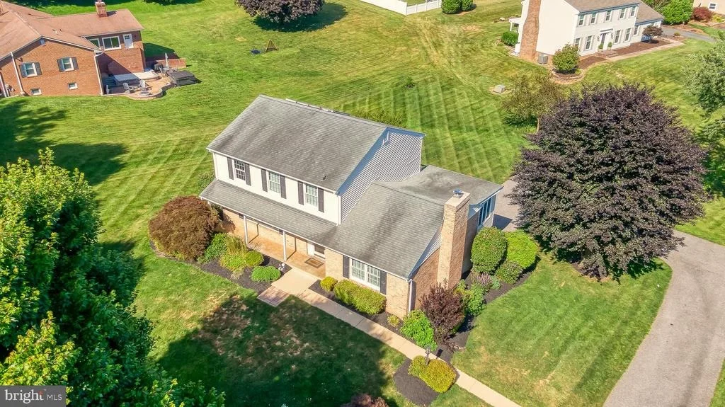 Photo of 2405 CLARET DRIVE