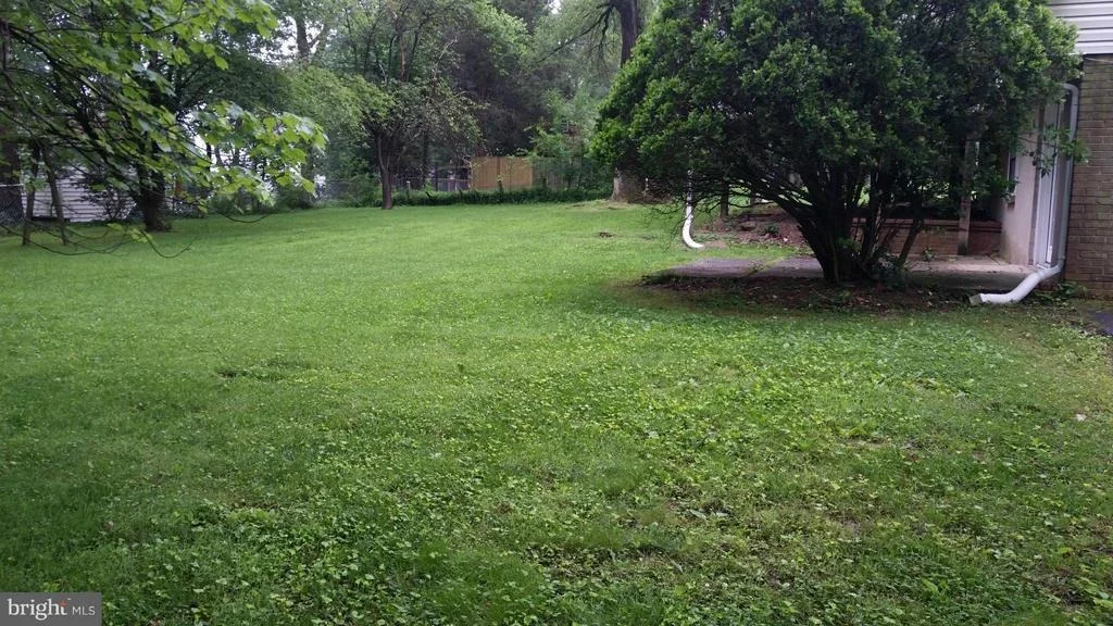 Photo of 6109 LOVENTREE ROAD