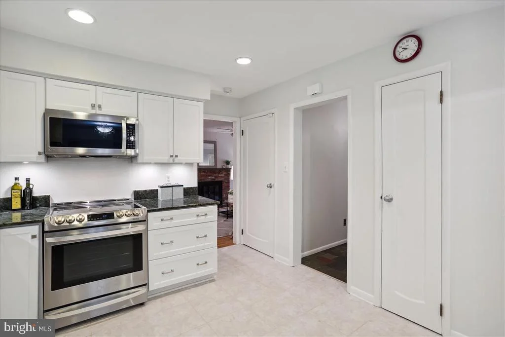 Photo of 7205 PANORAMA DRIVE