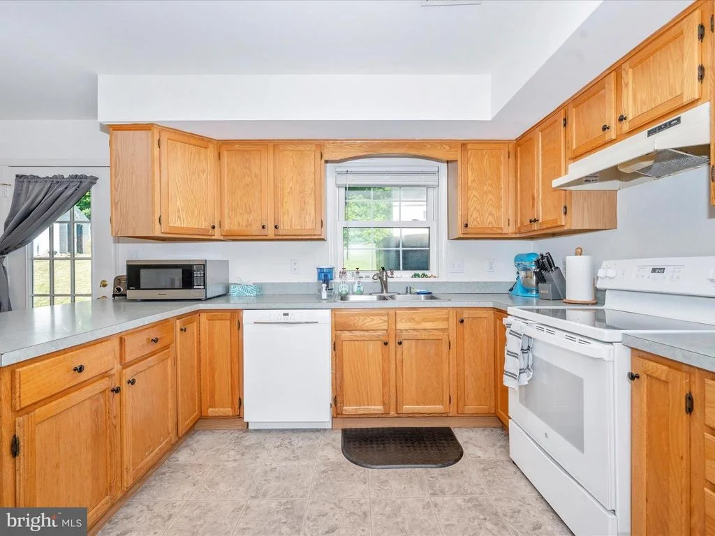Photo of 10116 SAINT GEORGE CIRCLE