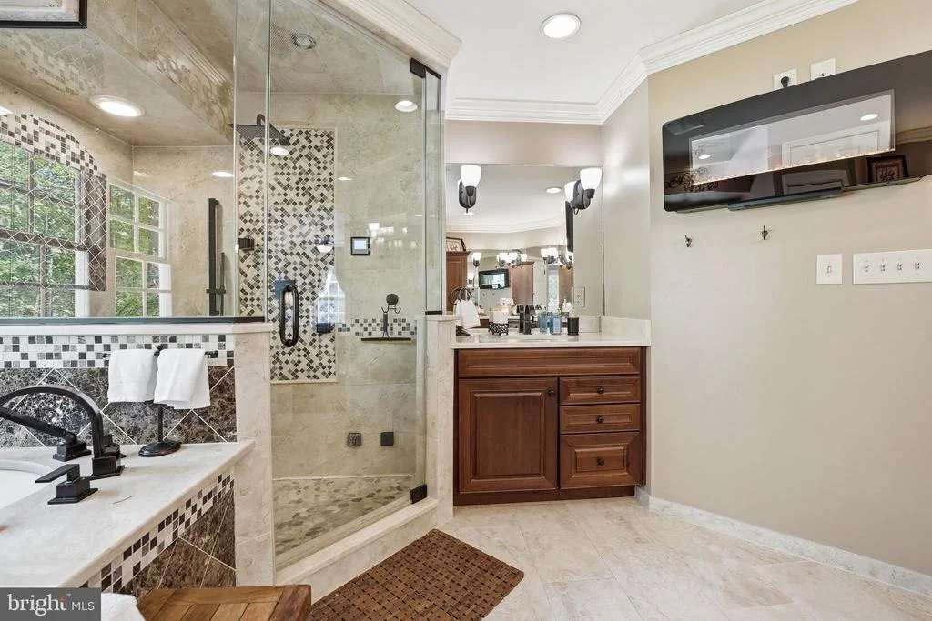 Photo of 7864 MEADOWGATE DRIVE